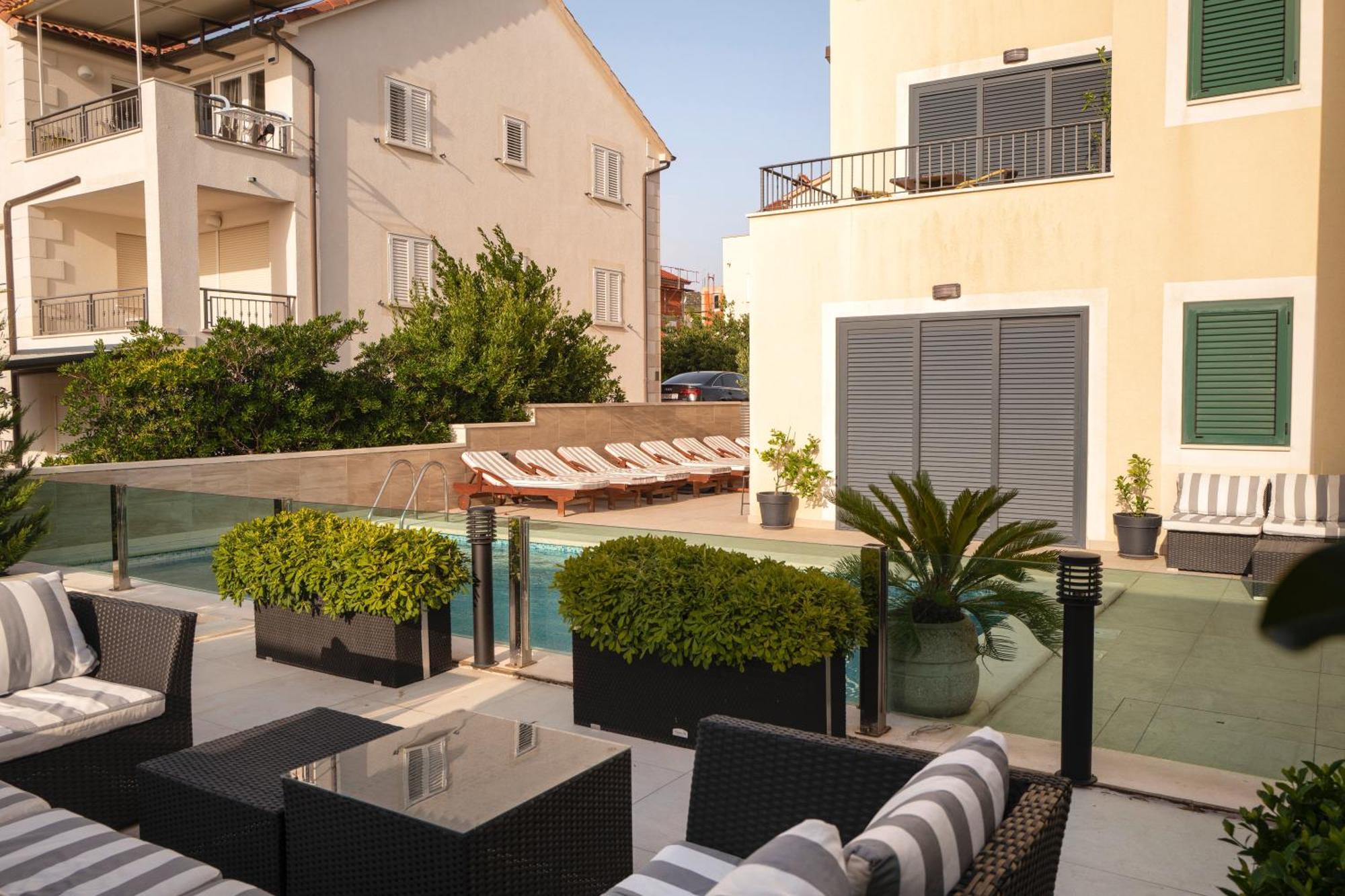 Villa Royale With Shared Pool Хвар Екстериор снимка