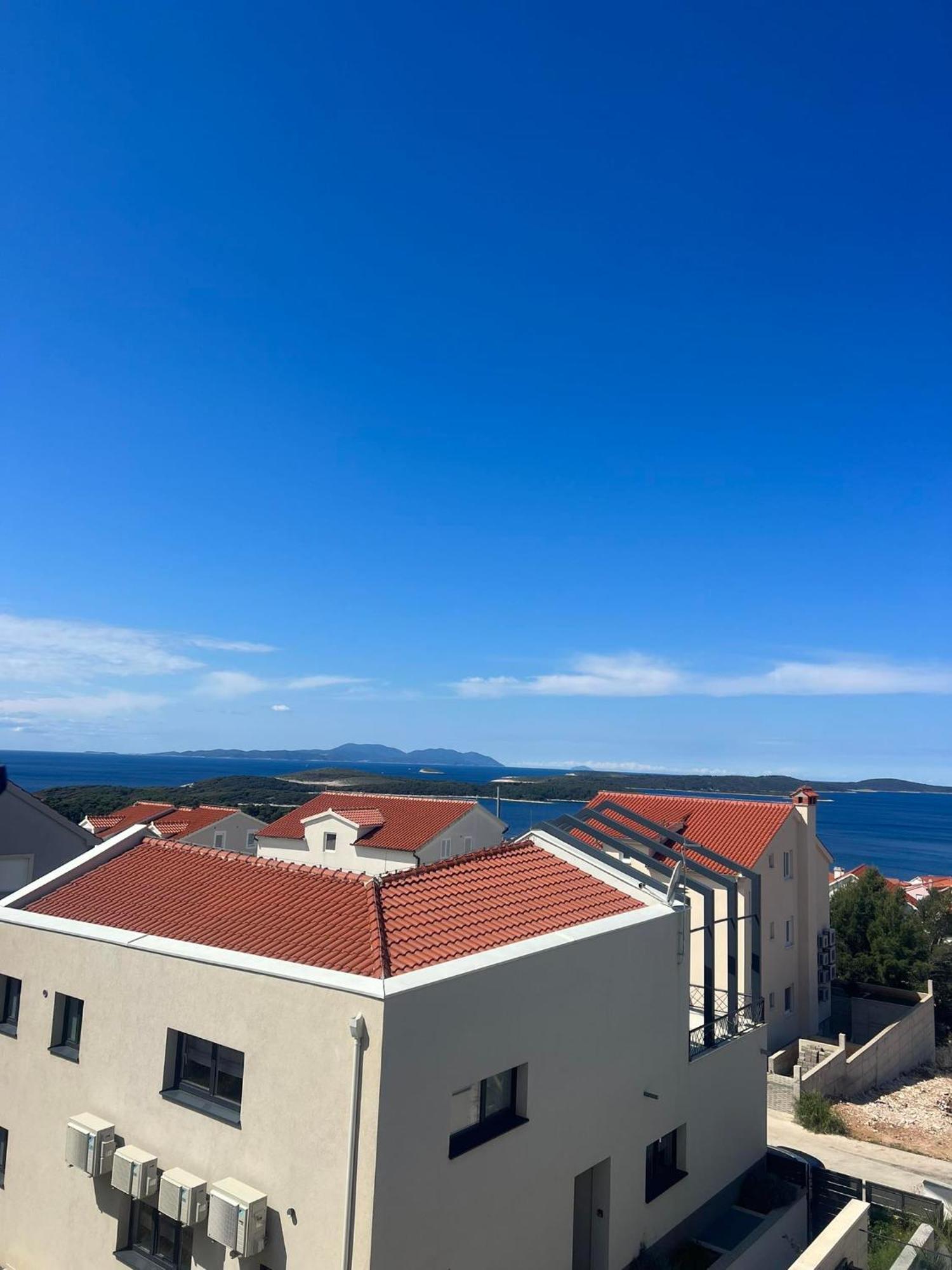 Villa Royale With Shared Pool Хвар Екстериор снимка